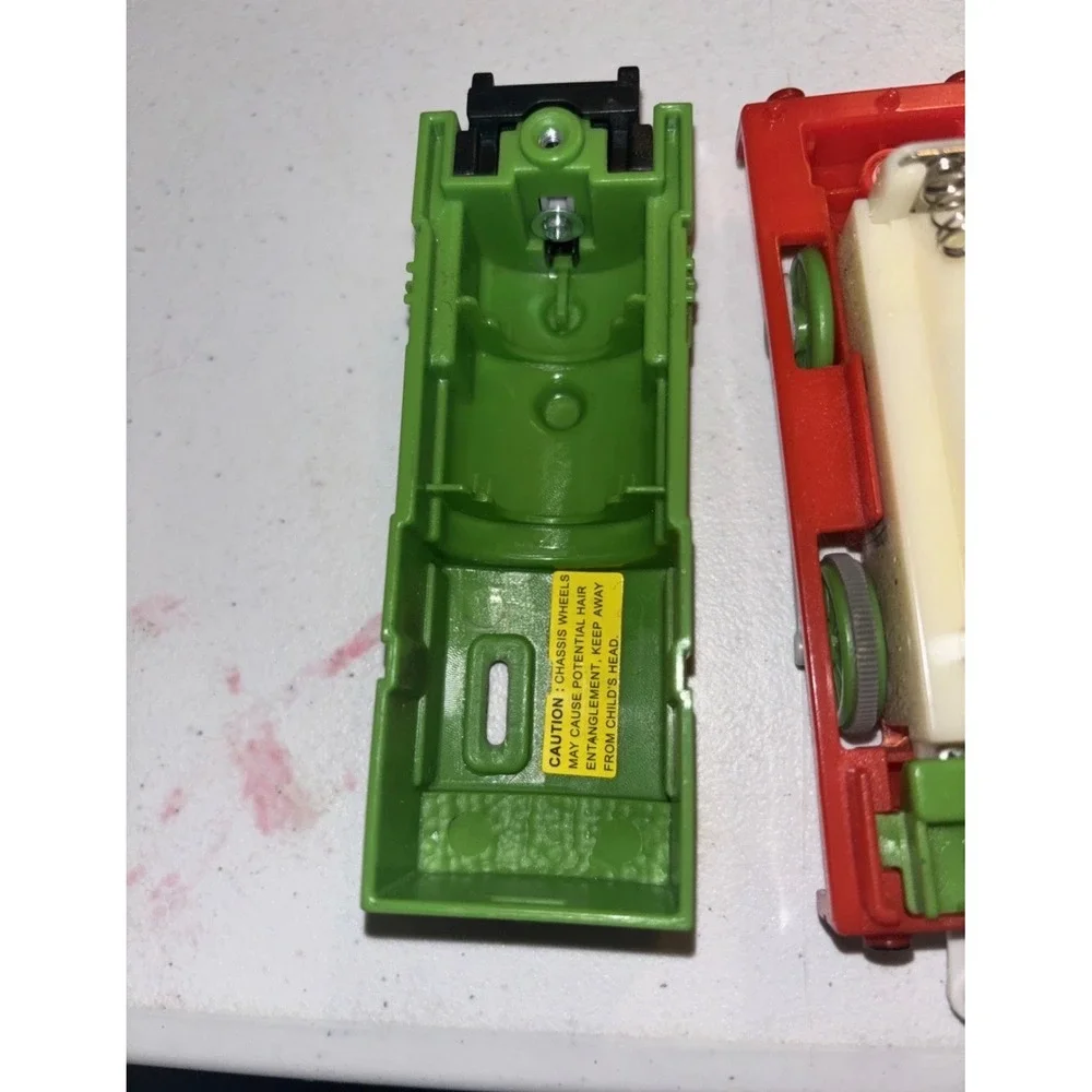 Thomas & Friends TrackMaster Percy Motorized Engine Green Train‎ No. 6 1993WC